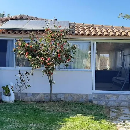 Holiday home Beachside Mobile With Private Yard Stamatopoulaiika