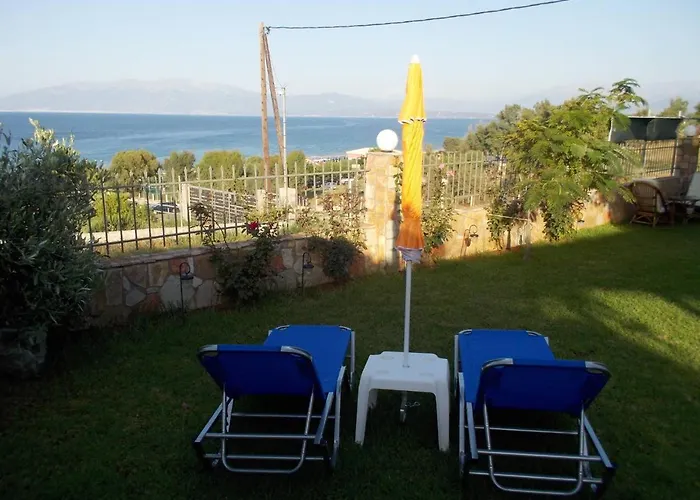 Beachside Mobile With Private Yard בית נופש Stamatopoulaíika